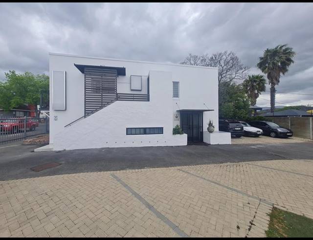 BUSINESS PROPERTY TO RENT IN AUDAS ESTATE